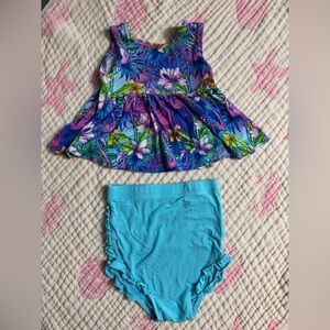 EUC Bums and Roses Flocking Fabulous 2 Piece Set Bamboo. Size 9-12 mo